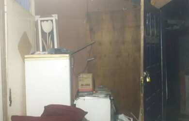 Imagem: A casa possui 1 Dormitório, 1 Banheiro e está localizado