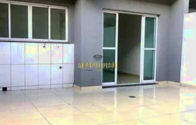 Imagem: A casa possui 1 Dormitório, 2 Banheiros, 1 Vaga na garagem