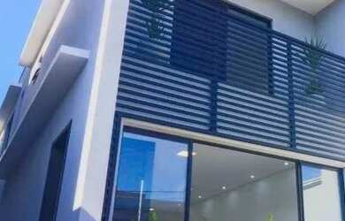 Imagem: A casa em condomínio possui 3 Dormitórios, 2 Banheiros, 2