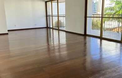 Imagem: O apartamento possui 4 Dormitórios, 4 Banheiros, 3 Vagas na