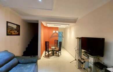 Imagem: A casa em condomínio possui 2 Dormitórios, 2 Banheiros, 1