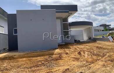 Imagem: A casa em condomínio possui 3 Dormitórios, 2 Banheiros, 2