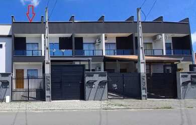 Imagem: A casa possui 2 Dormitórios, 2 Banheiros, 1 Vaga na garagem