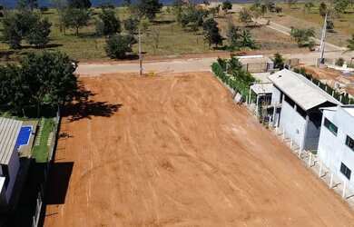 Imagem 1: Vendo 2 Lotes beira Lago Corumbá IV no Mansões Bouganville Alexânia