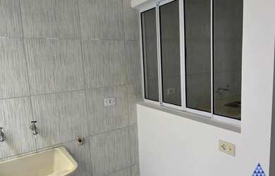 Imagem 8: Apartamento 1 dormitorio, sala e cozinha e área de serviço