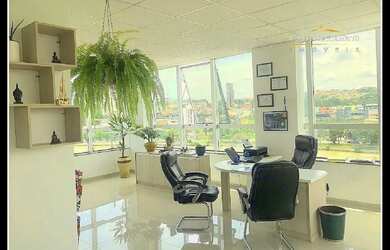 Imagem: O depósito possui 1 Vaga na garagem, 86m² de Área e está