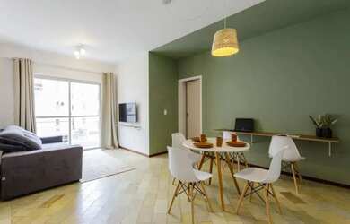 Imagem 4: Quarto privativo mobiliado em apartamento compartilhado no Trindade