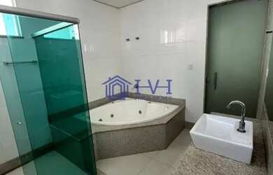 Imagem 3: Casa de luxo no condomínio Fazenda da Serra, Venda