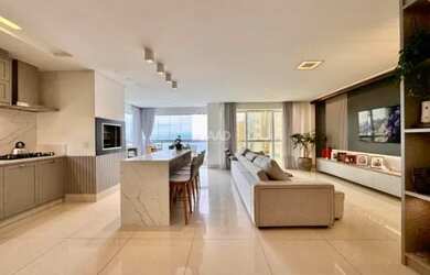 Imagem: O apartamento possui 3 Dormitórios, 4 Banheiros, 2 Vagas na