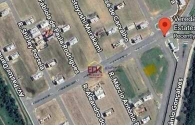 Imagem: O terreno possui 250m² de Área e está localizado em Loteamento