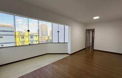 Imagem: O apartamento possui 3 Dormitórios, 3 Banheiros, 1 Vaga na