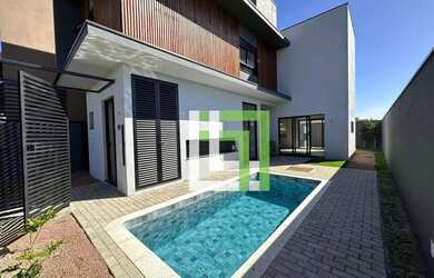 Imagem: A casa em condomínio possui 3 Dormitórios, 3 Banheiros, 2