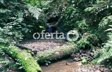 Imagem: A fazenda possui 6.050m² de Área e está localizado em Contenda