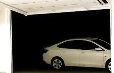 Imagem: A casa possui 2 Dormitórios, 1 Banheiro, 2 Vagas na garagem
