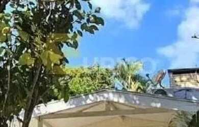 Imagem: A casa em condomínio possui 5 Dormitórios, 5 Banheiros, 3