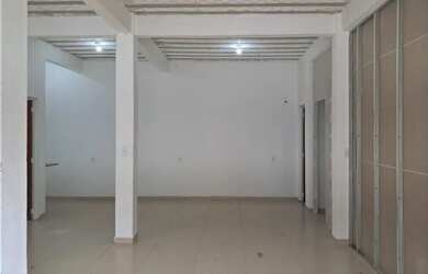 Imagem: O depósito possui 81m² de Área e está localizado em Guaratiba