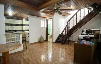 Imagem: O apartamento possui 2 Dormitórios, 1 Banheiro e 50m² de Área