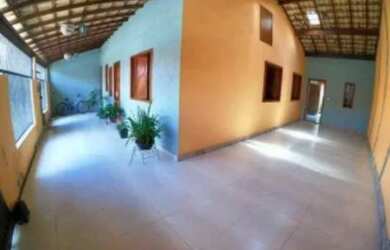 Imagem: A casa possui 2 Dormitórios e está localizado em Grande Rio