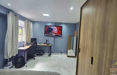 Imagem: A kitnet possui 1 Dormitório, 1 Banheiro, 1 Vaga na garagem