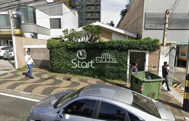 Imagem: O depósito possui 5 Vagas na garagem, 253m² de Área e está