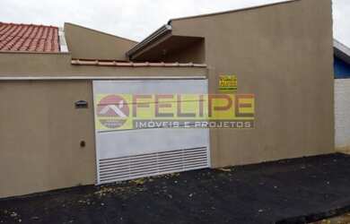 Imagem: A casa possui 2 Dormitórios, 2 Banheiros, 1 Vaga na garagem