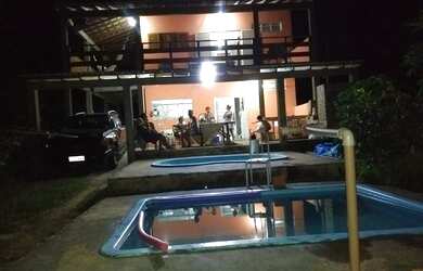 Imagem 1: Vendo Rancho ou alugo tem piscina e fica uns 3 ou 4 quarteirões do rio