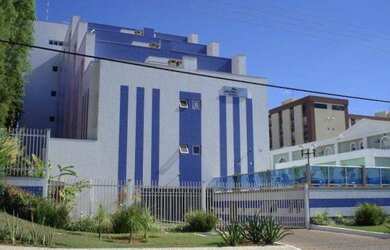 Imagem: O apartamento possui 1 Dormitório, 1 Banheiro, 1 Vaga na garagem