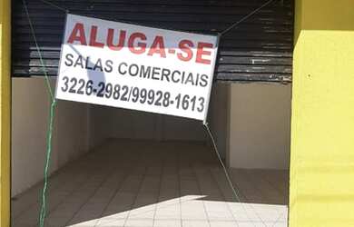 Imagem: O depósito possui 30m² de Área e está localizado em Uvaranas