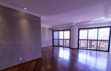 Imagem: O apartamento possui 4 Dormitórios, 3 Banheiros, 3 Vagas na