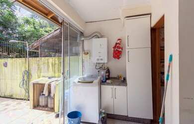 Imagem 7: Casa em Guarujá. Churrasqueira, Ar-condicionado, Guarda roupae80m² de...