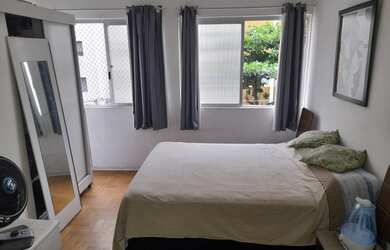 Imagem: O apartamento possui 1 Dormitório, 1 Banheiro, 1 Vaga na garagem