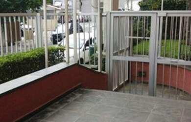 Imagem: O apartamento possui 2 Dormitórios, 1 Banheiro, 2 Vagas na