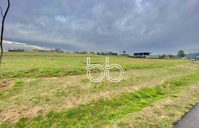 Imagem: O terreno possui 2.008m² de Área e está localizado em Loteamento