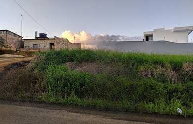 Imagem: O terreno possui 250m² de Área e está localizado em Bela