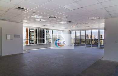 Imagem: O depósito possui 5 Vagas na garagem, 406m² de Área e está