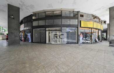 Imagem: O depósito possui 90m² de Área e está localizado em Santo