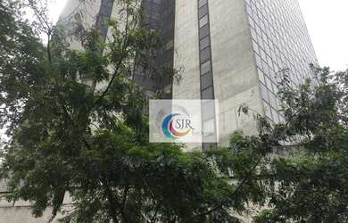 Imagem: O depósito possui 5 Vagas na garagem e 300m² de Área e está