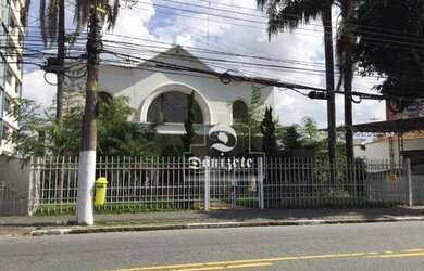 Imagem: O depósito possui 5 Vagas na garagem e 1211m² de Área e está