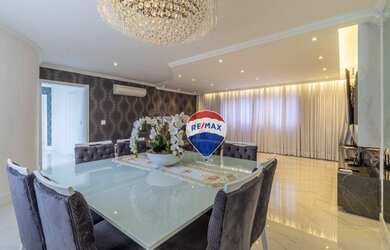 Imagem 7: Casa de Alto Padrão com 4 dormitórios à venda, 556 m² por R$ 4.980.000...