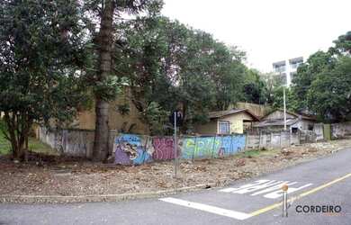 Imagem: O terreno possui 644m² de Área e está localizado em Juvevê