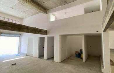 Imagem: O depósito possui 717m² de Área e está localizado em Boqueirão