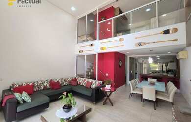 Imagem: A casa em condomínio possui 5 Dormitórios, 5 Banheiros, 421m²