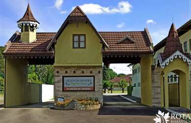 Imagem: O terreno possui 469m² de Área e está localizado em Nova