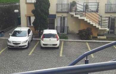 Imagem: A casa em condomínio possui 2 Dormitórios, 2 Banheiros, 1