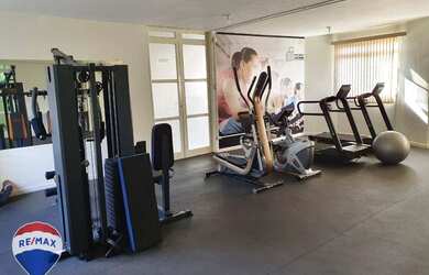 Imagem: O apartamento possui 3 Dormitórios, 2 Banheiros, 2 Vagas na