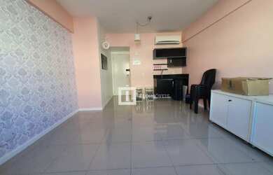 Imagem: O depósito possui 1 Vaga na garagem, 24m² de Área e está