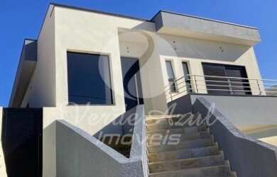 Imagem: A casa em condomínio possui 3 Dormitórios, 4 Banheiros, 4