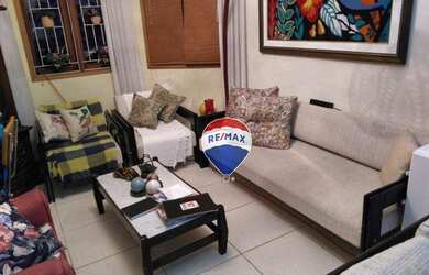 Imagem: A casa possui 5 Dormitórios, 3 Banheiros, 5 Vagas na garagem