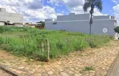 Imagem: O terreno possui 1.550m² de Área e está localizado em Centro