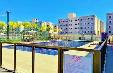 Imagem: O apartamento possui 2 Dormitórios, 1 Banheiro, 1 Vaga na garagem